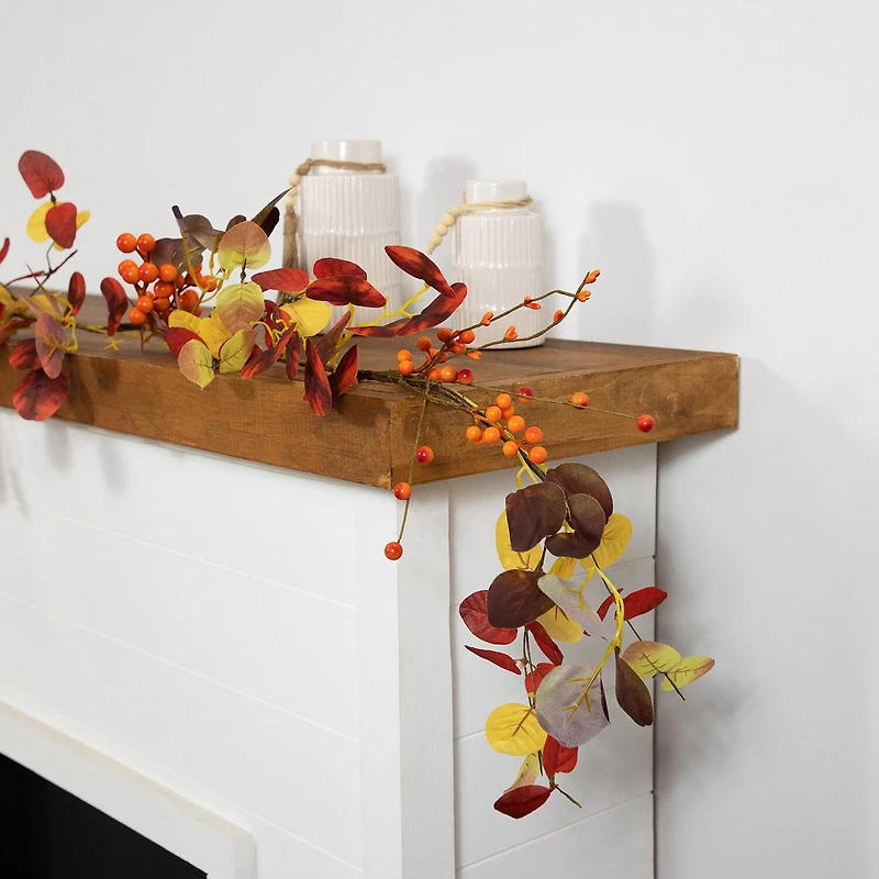 Northlight Berries Leaves Unlit Christmas Indoor Garland