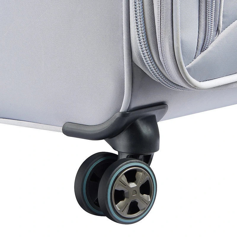 Delsey Paris Cruise 3.0 28 Inch Softside Expandable Checked Spinner Luggage