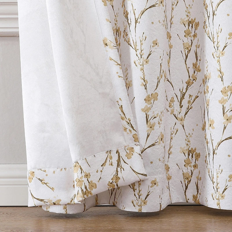 Regal Home Ayden Blossom Grommet Top Energy Saving Blackout Single Curtain Panel