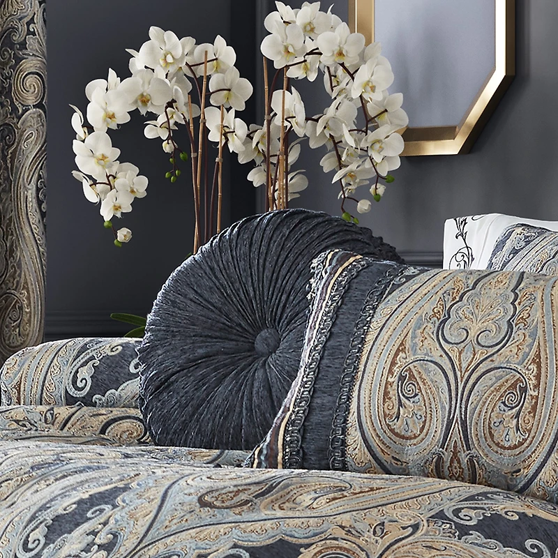 Queen Street Lakeview Indigo Round Throw Pillow