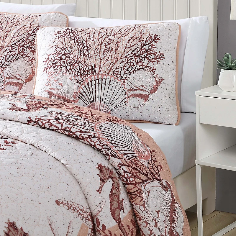 Caribbean Joe Coastal Print 3-pc. Quilt Set