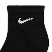 Nike Everyday Plus Cushioned Unisex Adult Breathable Multi-Pack 6 Pair Quarter Ankle Socks