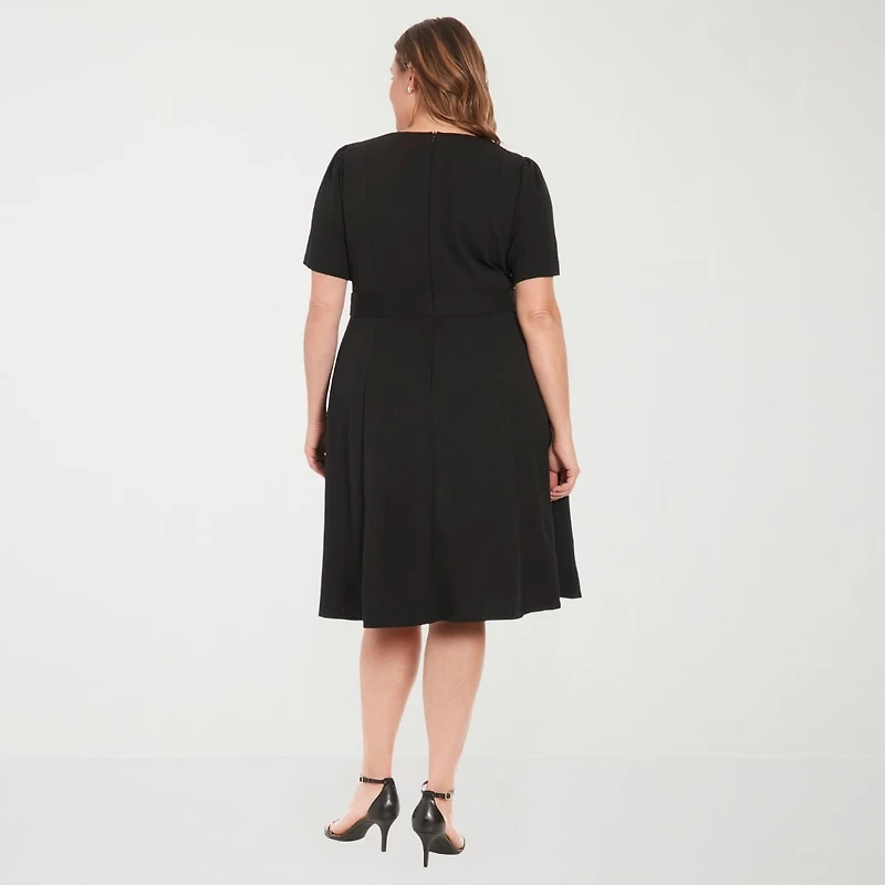 London Times Womens Plus Round Neck Short Sleeve Puffed Fit + Flare Dress