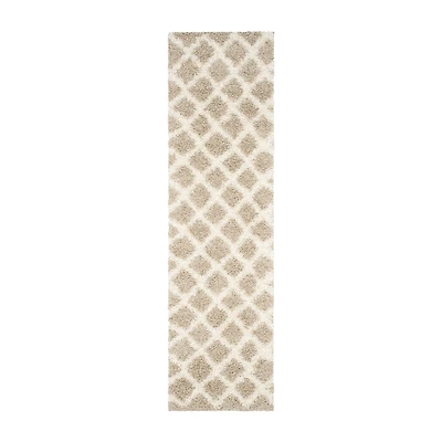 Safavieh Dallas Shag Collection Cara Geometric Runner Rug
