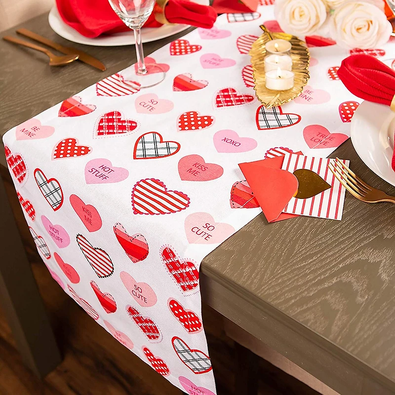 Design Imports Sweet Hearts Print Table Runner