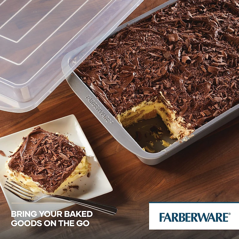 Farberware 9X13" Non-Stick Cake Pan with Lid