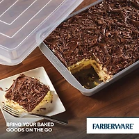 Farberware 9X13" Non-Stick Cake Pan with Lid