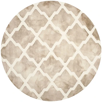 Safavieh Dip Dye Collection Petra Geometric Round Area Rug