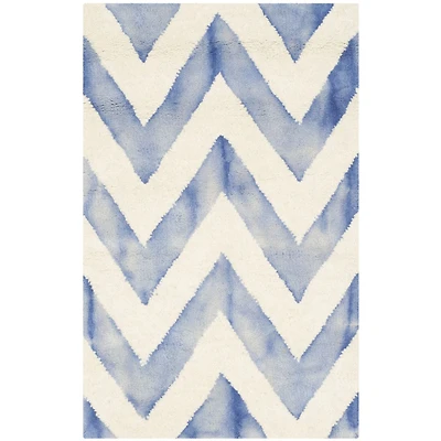 Safavieh Dip Dye Collection Ronnie Chevron Area Rug