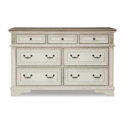 Signature Design by Ashley Realyn 7-Drawer Dresser in Chipped White