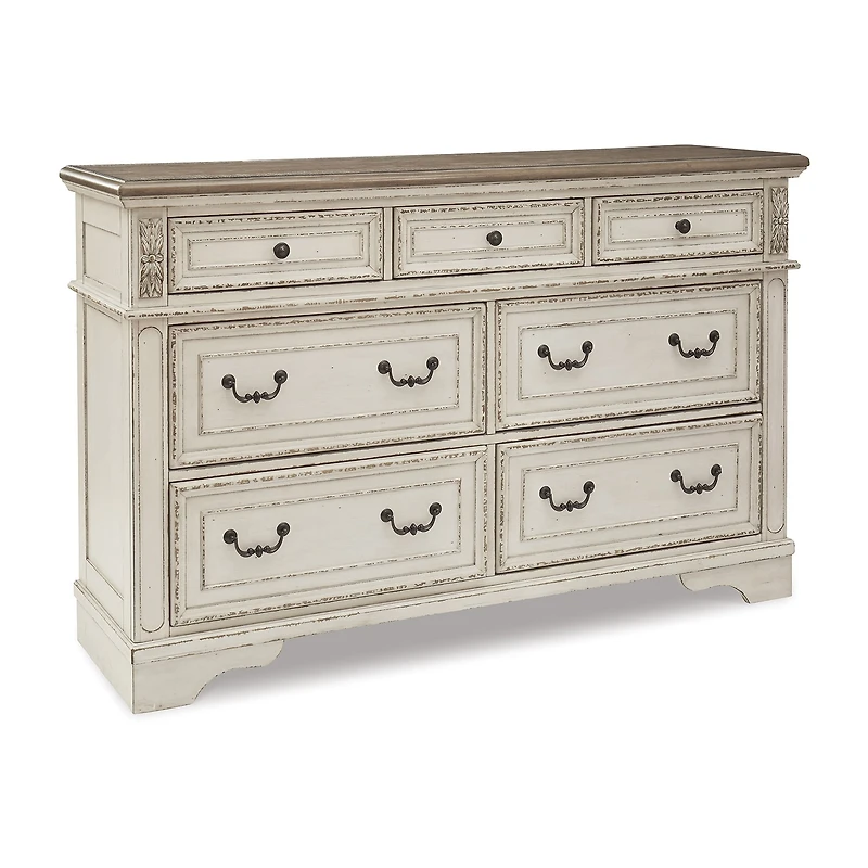 Signature Design by Ashley Realyn 7-Drawer Dresser in Chipped White