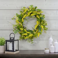 Northlight 25in Daisy And Berry Floral Wreath