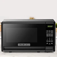 Black+Decker 0.7 Cu Ft Counter Microwave