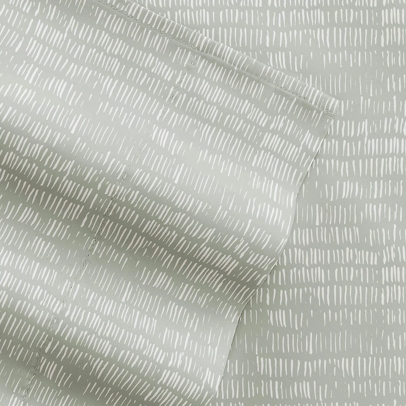 Casual Comfort Dashed Lines Patterned Sheet Set