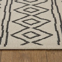 LR Home Tribal Diamond 24"X36" Indoor Outdoor Rectangular Accent Rug