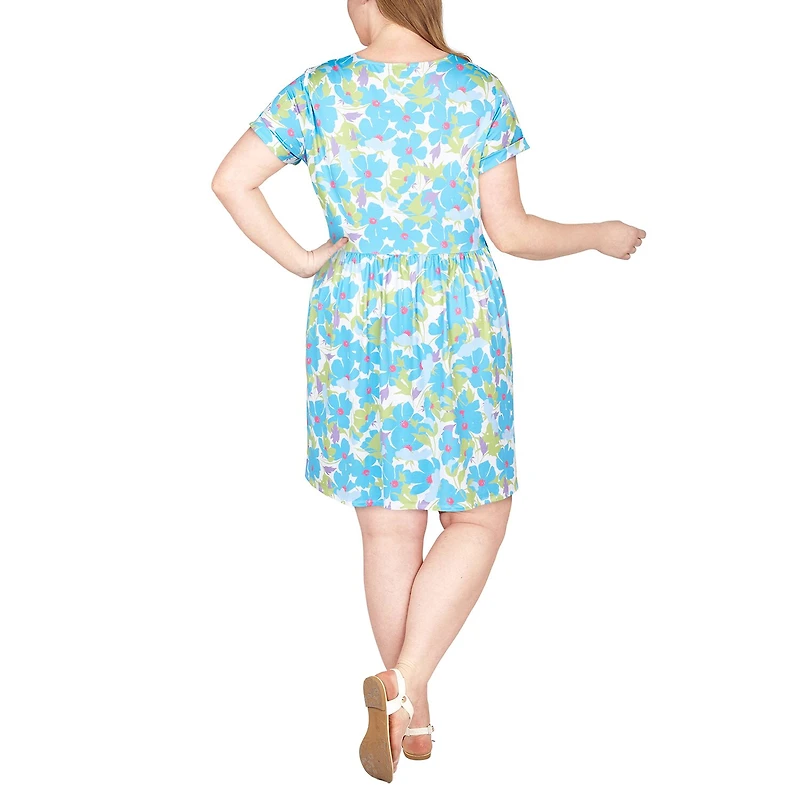 Larky Lark Womens Plus Round Neck Short Sleeve Floral Shift Dress