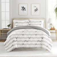 Casual Comfort Chevron Sleep Pattern Oversized Reversible Duvet Cover Set