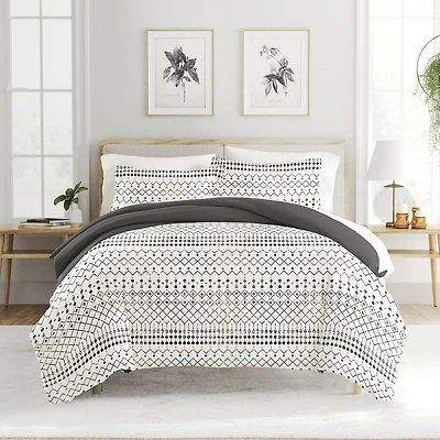 Casual Comfort Etched Gate Pattern Oversized Reversible Duvet Cover Set