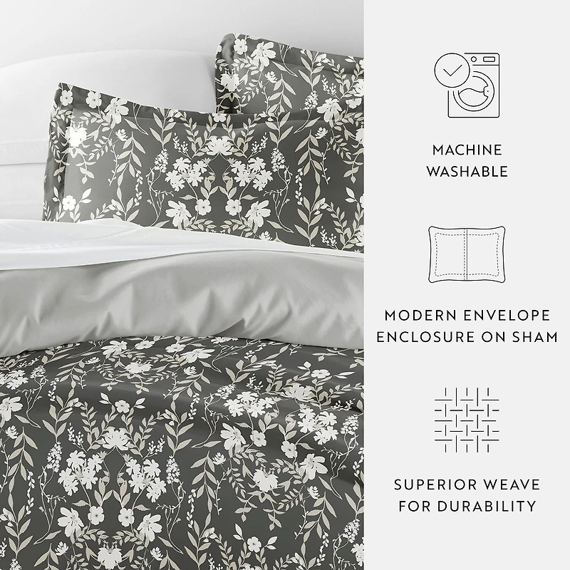 Casual Comfort Secret Garden Pattern Oversized Reversible Duvet Cover Set