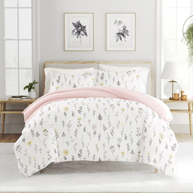 Casual Comfort Wild Flower Pattern Oversized Reversible Duvet Cover Set