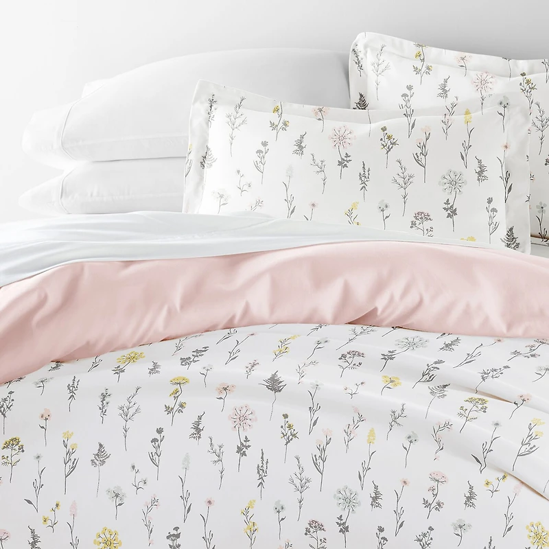 Casual Comfort Wild Flower Pattern Oversized Reversible Duvet Cover Set