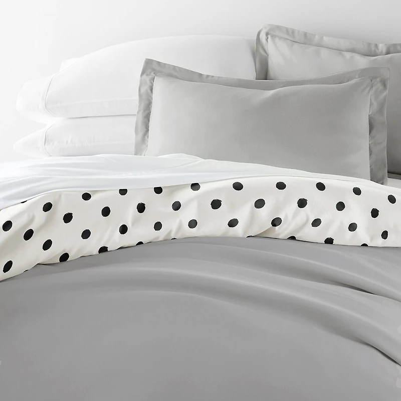 Casual Comfort Painted Polkadot Patterned Reversible Duvet Cover Set