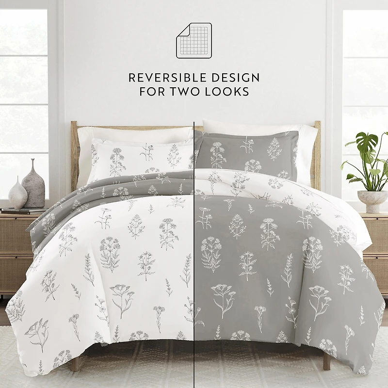 Casual Comfort Botany Floral Patterned Reversible Duvet Cover Set