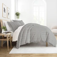 Casual Comfort Premium Ultra Soft Ribbon Pattern Duvet Cover Set