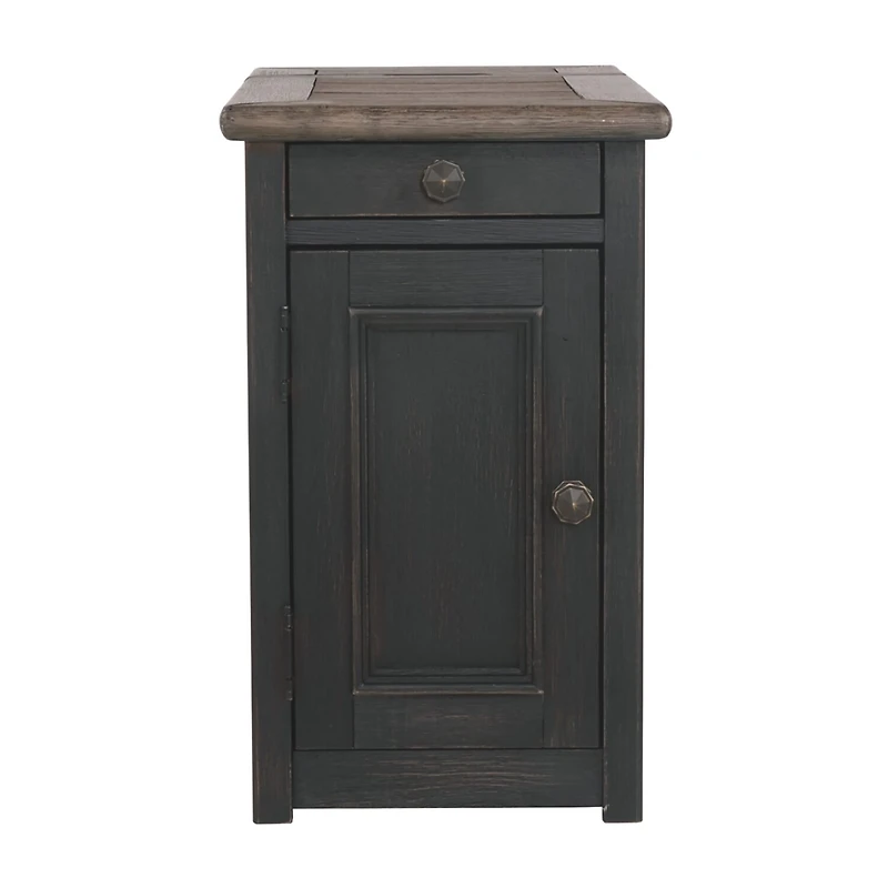 Signature Design by Ashley® Tyler Creek Chair Side End Table