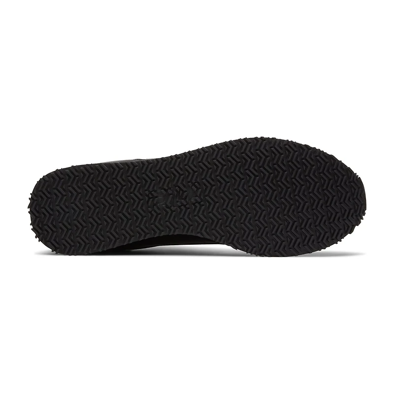 FILA Envie Slip-Resistant Mens Walking Shoes