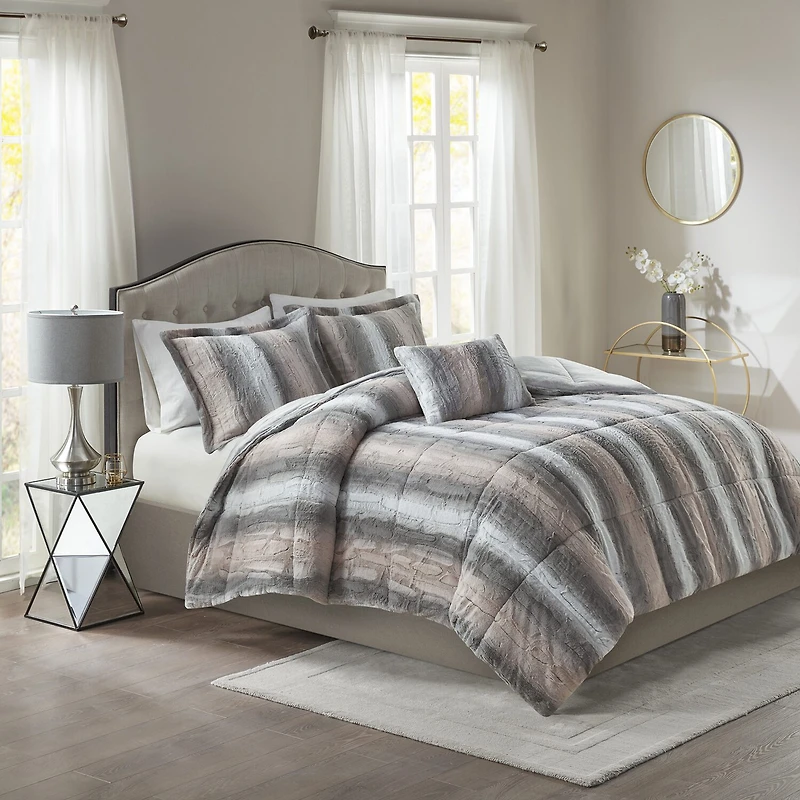 Madison Park Marselle 4-pc. Faux Fur Comforter Set