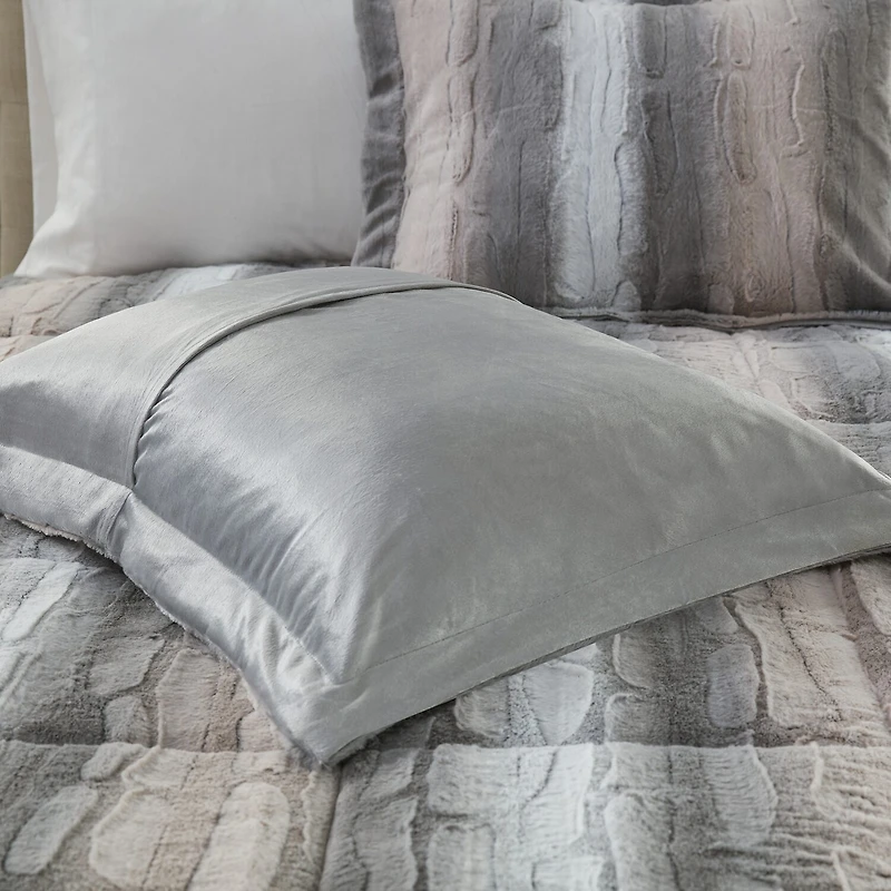 Madison Park Marselle 4-pc. Faux Fur Comforter Set