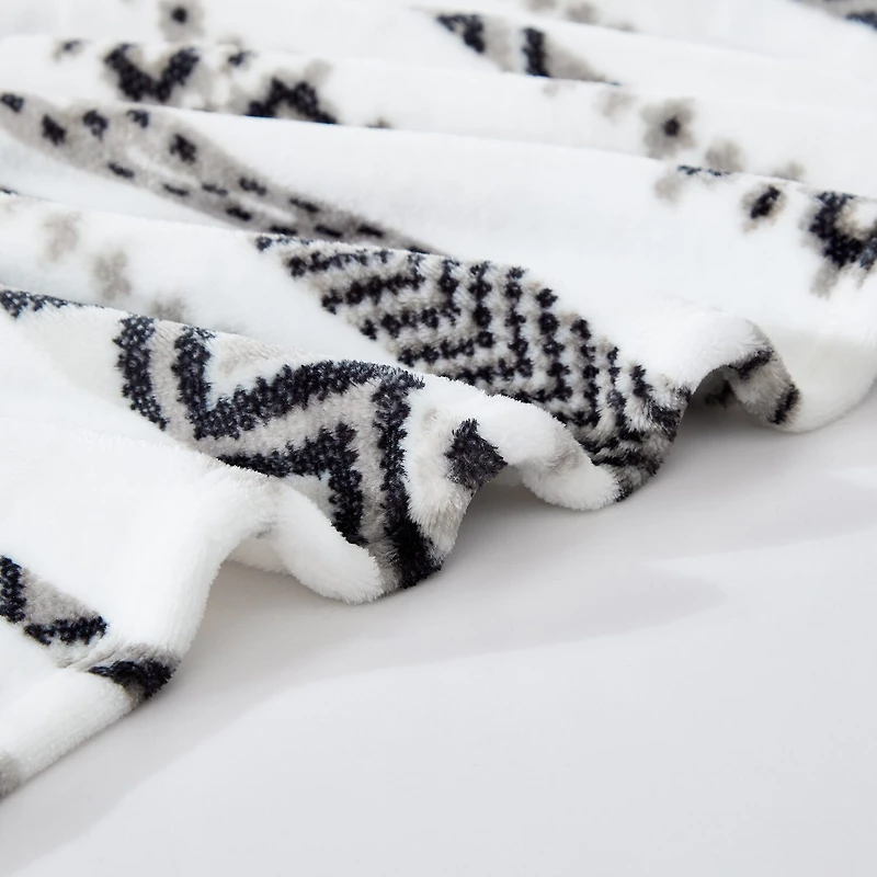 Wrangler Diamond Washable Lightweight Throw