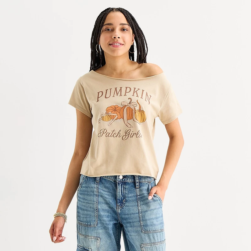 Pumpkin Patch Girlie Off The Shoulder Womens Juniors Round Neck Short Sleeve Fitted Graphic T-Shirt