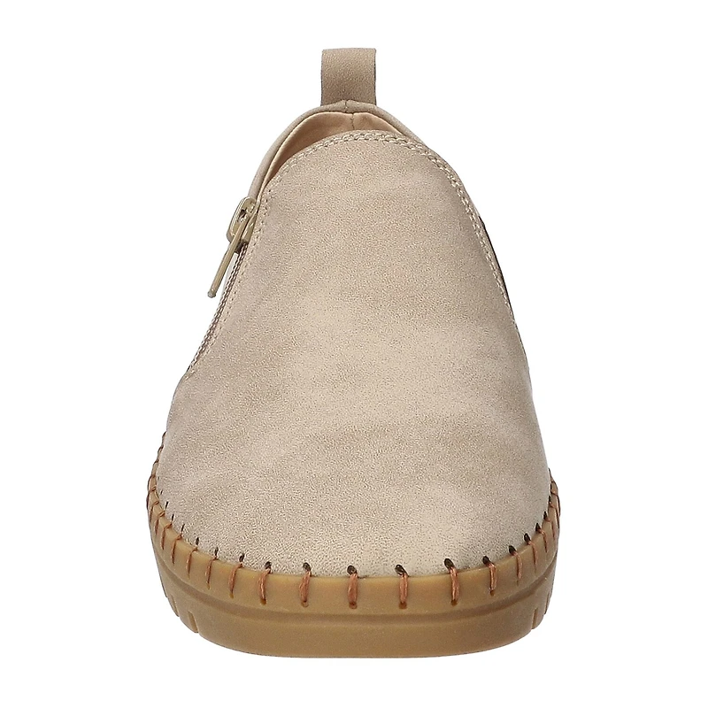 Easy Street Astoria Womens Round Closed Toe Slip-On Shoe