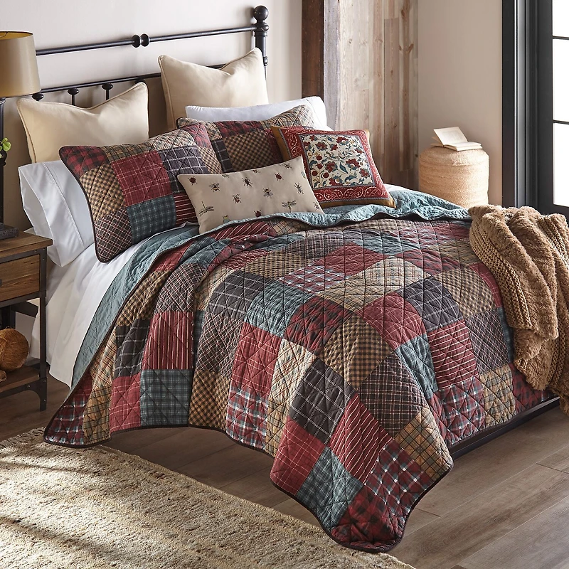 Donna Sharp Appalachia Plaid Hypoallergenic Quilt Set