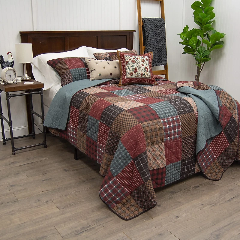 Donna Sharp Appalachia Plaid Hypoallergenic Quilt Set