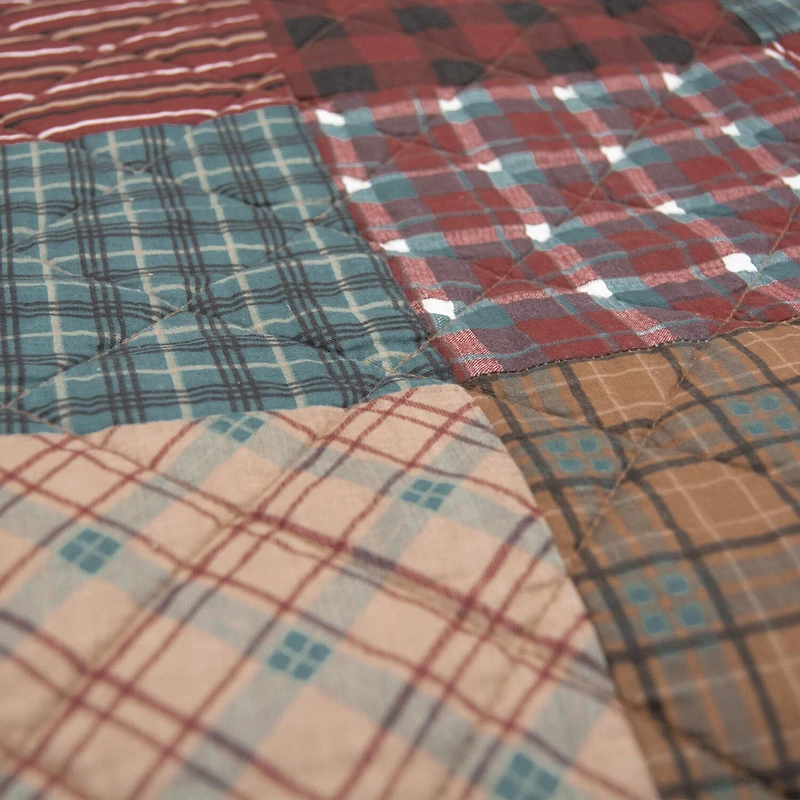 Donna Sharp Appalachia Plaid Hypoallergenic Quilt Set