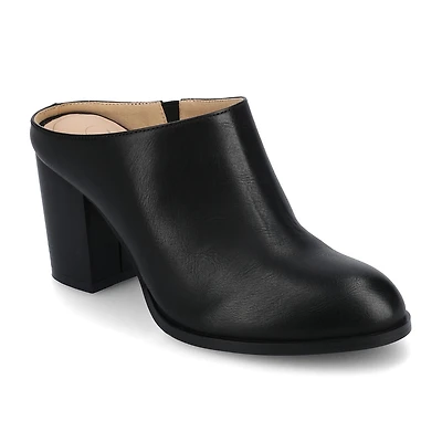 Journee Collection Womens Pointed Closed Toe Stacked Heel Pumps