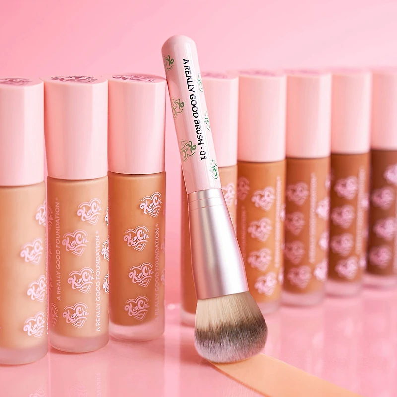 KimChi Chic Beauty A Really Good Foundation Brush