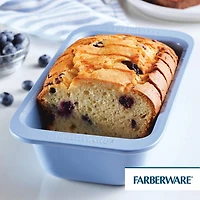 Farberware Easy Solutions 9X5 Non-Stick Loaf Pan