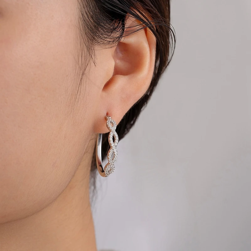 Diamonart Womens Cubic Zirconia Sterling Silver 18.5mm Oval Hoop Earrings
