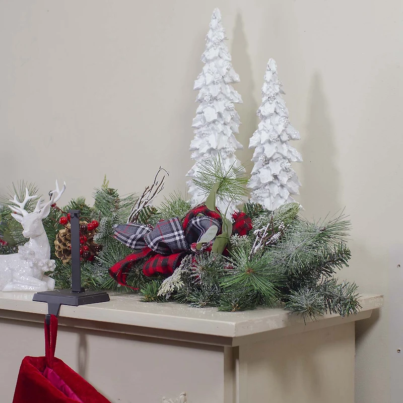 Northlight 6ftplaid And Berries Unlit Christmas Indoor Garland