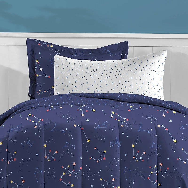 Dream Factory Zodiac Lightweight Comforter Set