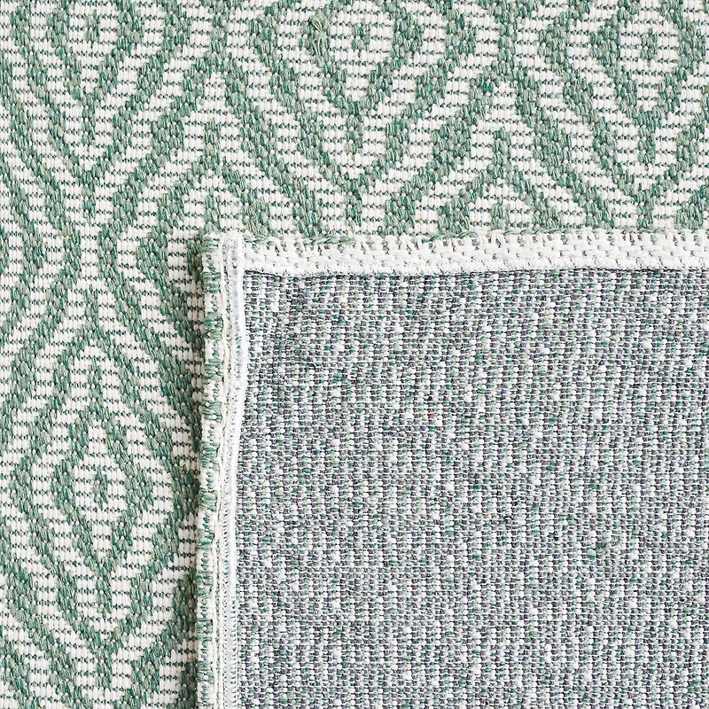 Martha Stewart Gemma Geometric 5' X 7' Indoor Rectangle Area Rug