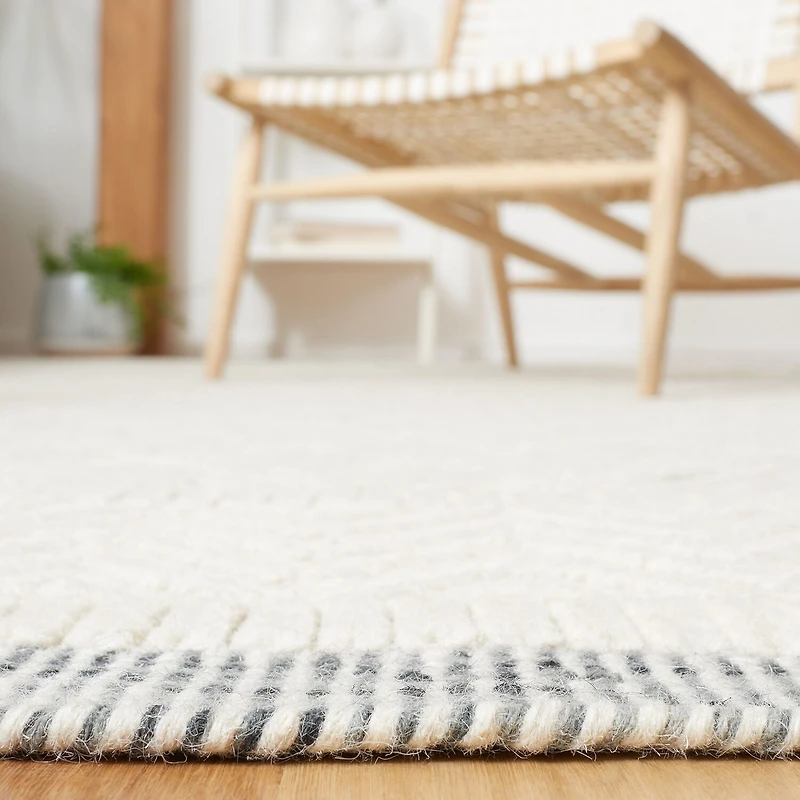 Martha Stewart Zena Bordered Loomed Indoor Rectangular Area Rug