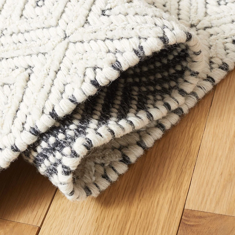 Martha Stewart Zena Bordered Loomed Indoor Rectangular Area Rug