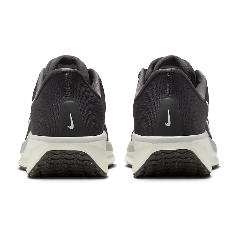Nike Quest 6 Mens Running Shoes
