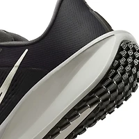 Nike Quest 6 Mens Running Shoes