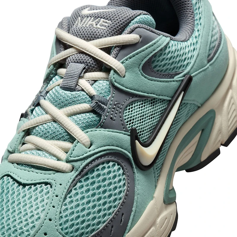 Nike V5 RNR Suede Womens Sneakers